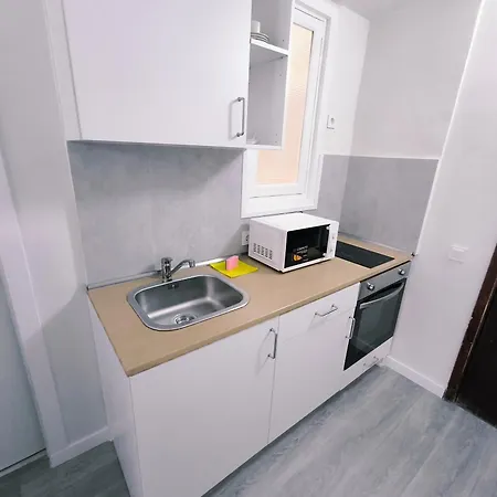Carrillo 7 Apartament